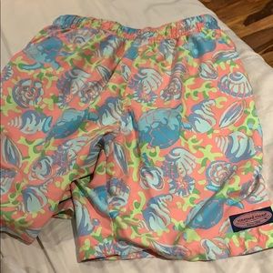 Vineyard Vine XS mens bathing suit